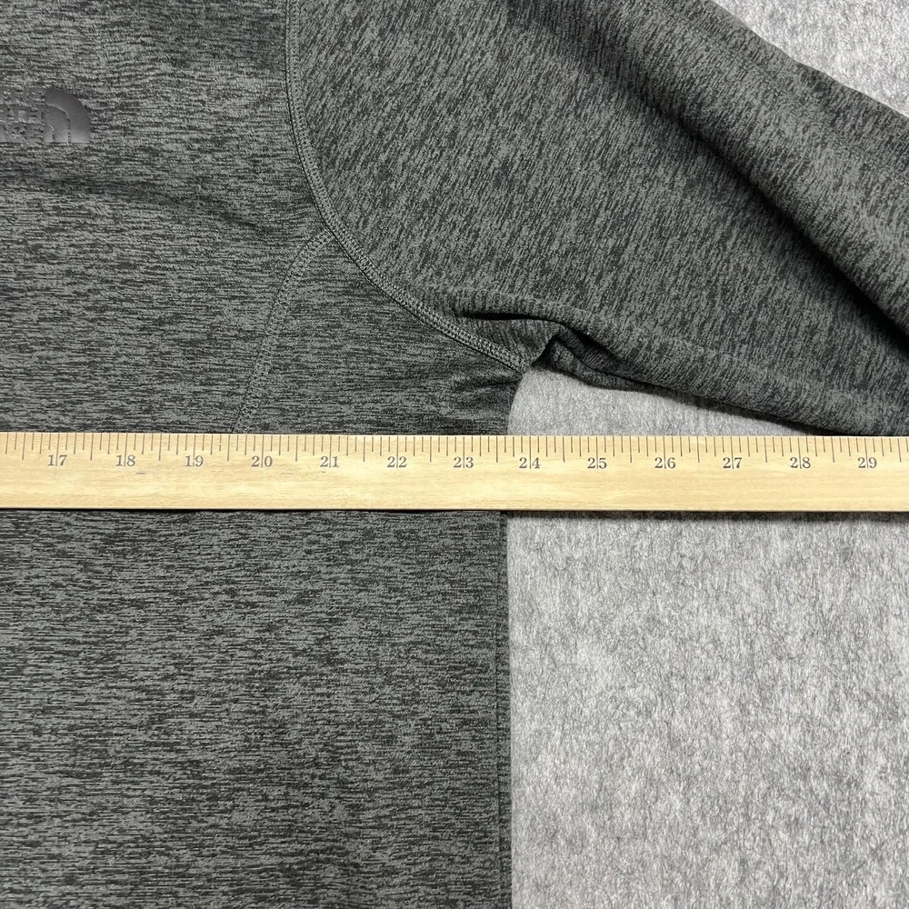 North Face Pullover Mens XL Gray‎ Quarter Zip Fleece Sweater Outdoor Casual Wear